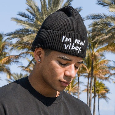 Im Real Vibey - Snow Beanie - Black