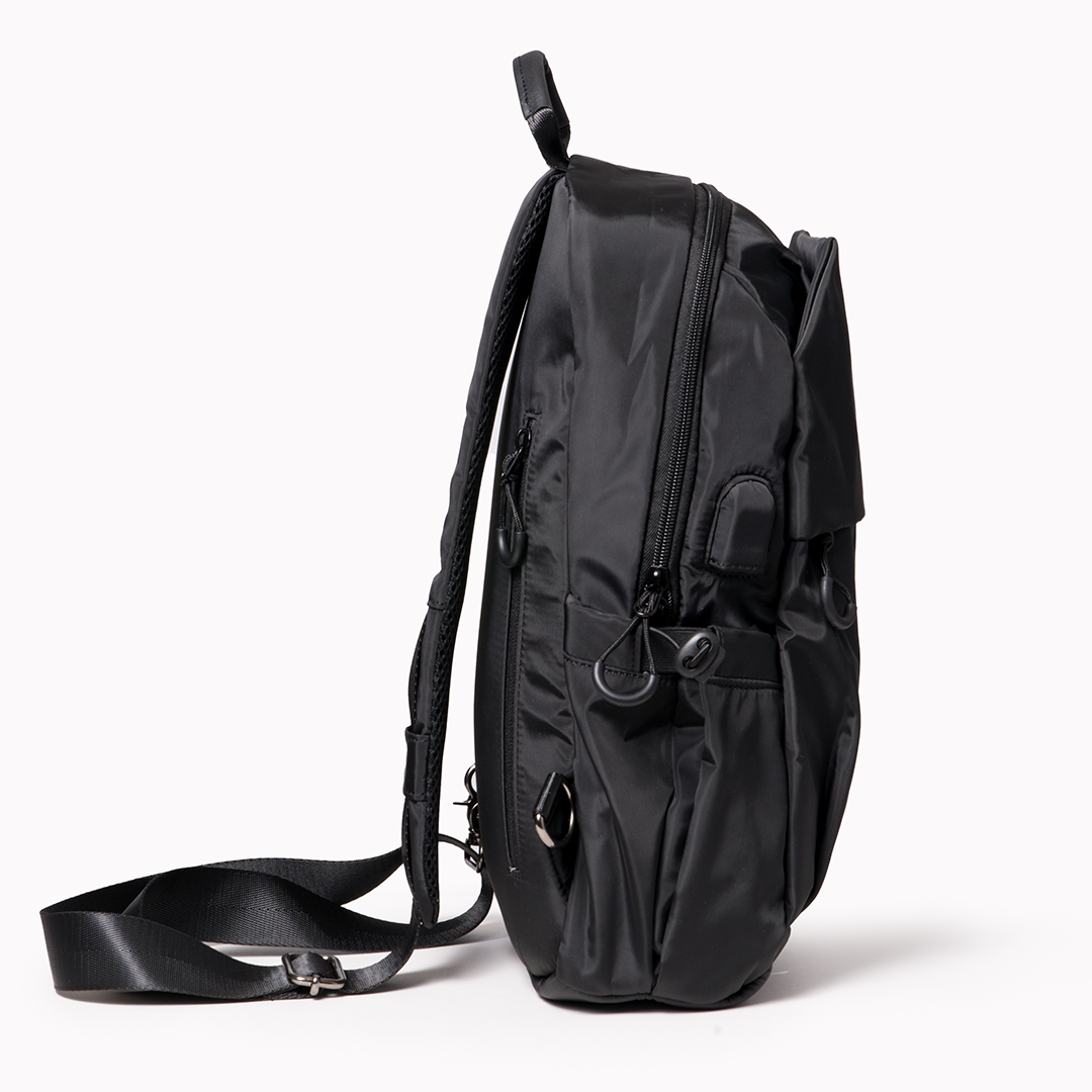 BlackWave Shoulder Bag - Black