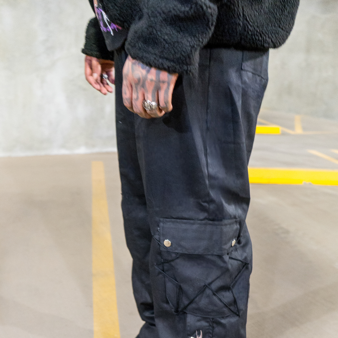 Stitches Cargo Pants Loose Fit - Black